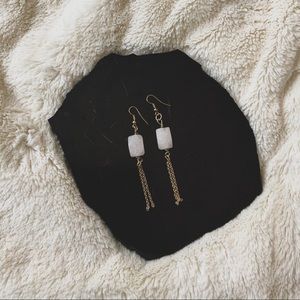 5/$25 ✨ Light Rose Quartz Gold Tassel Earrings